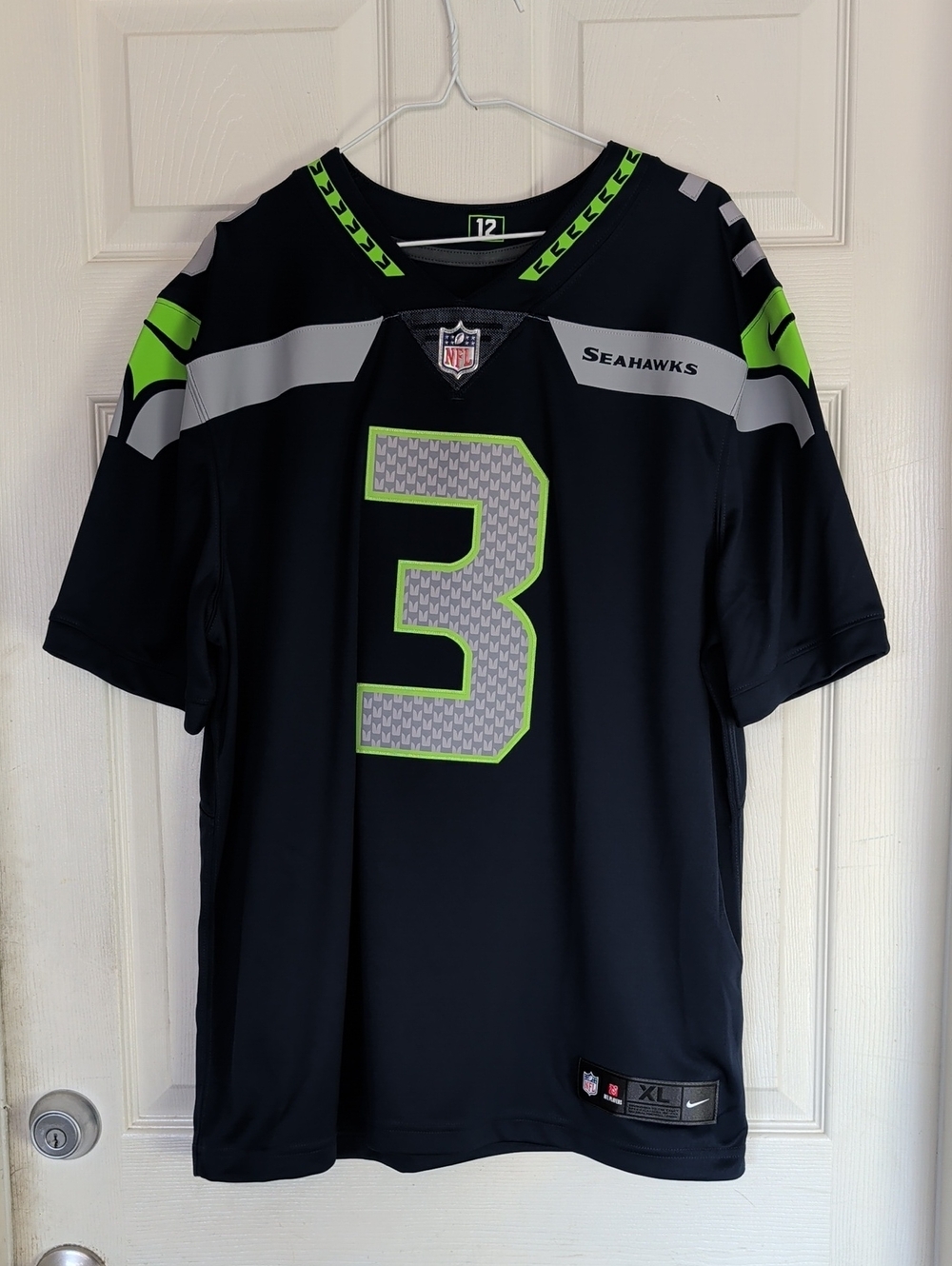Seattle Seahawks Russell Wilson on field jersey Nike Men XL